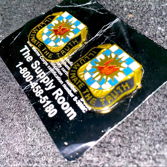 377th Military Intelligence Battalion Unit Crest. - Picture 1 of 4